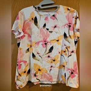 Croft n Barrow Flower top